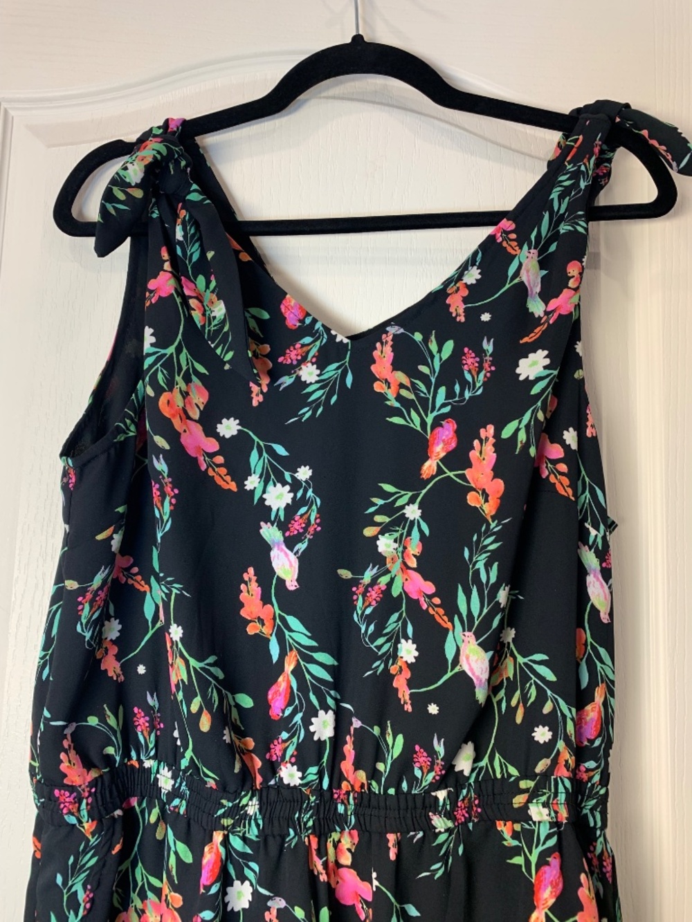 Floral Black Romper Lightweight Sleeveless Tie-Strap Summer Festival Vacay L - Picture 2 of 12